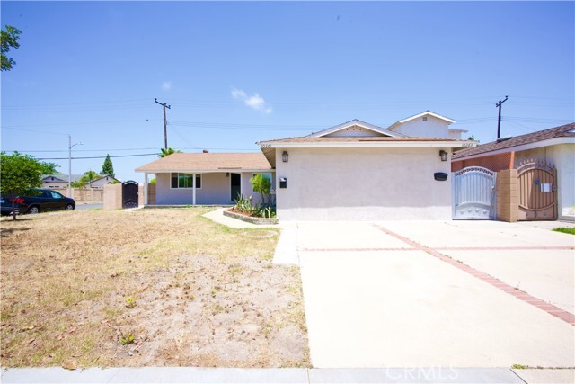 Photo - 10261 Mast Ave House