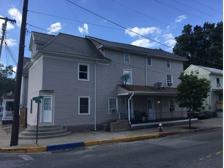 Photo - 104 Church St