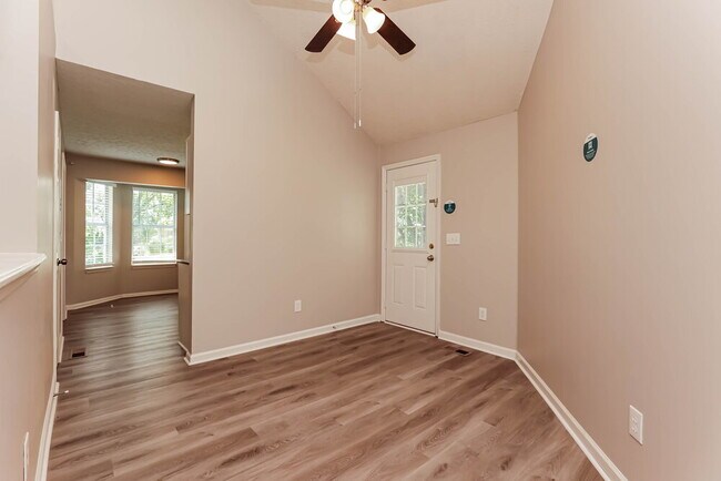 Photo - 1610 Cedar Tree Ln