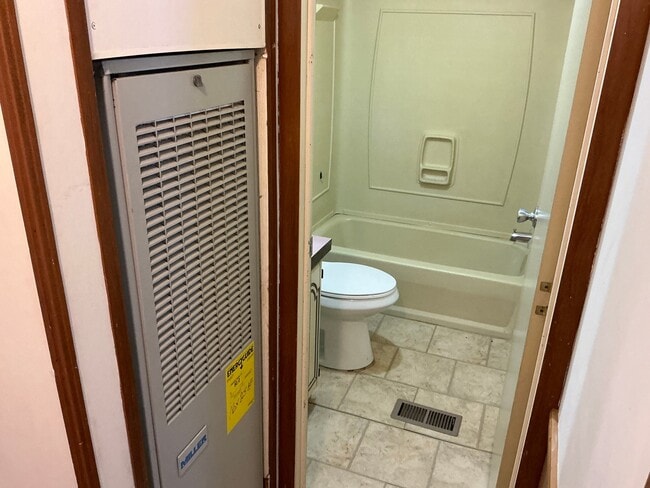 Photo - 37 Pinney Ln