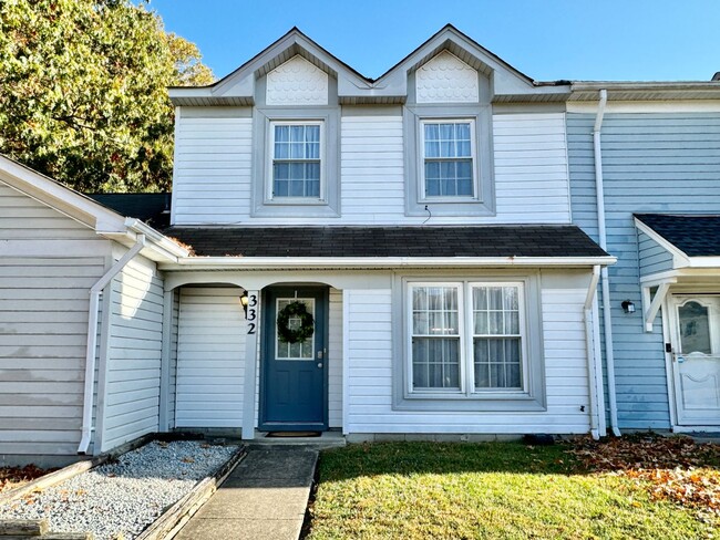 3-Bedroom Townhome Ready NOW!! Completely ... - 3-Bedroom Townhome Ready NOW!! Completely ...