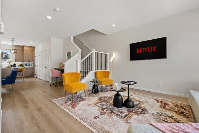 Photo - 147 Edith Dr NW Unit ID1314519P