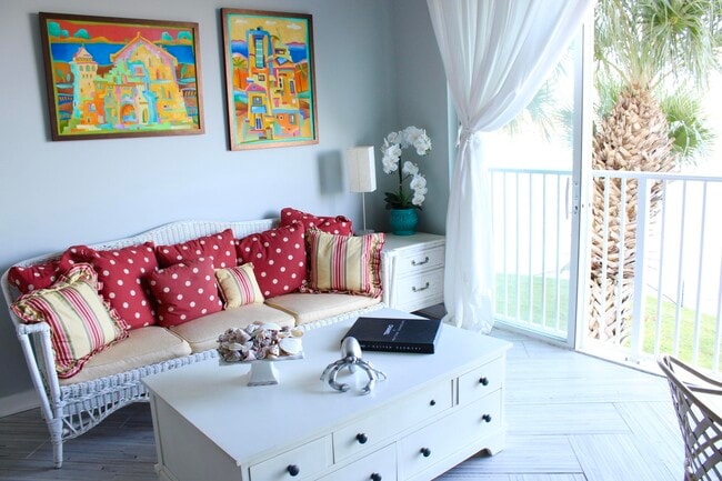 Photo - 3 Harbour Isle Dr E Unidad 204