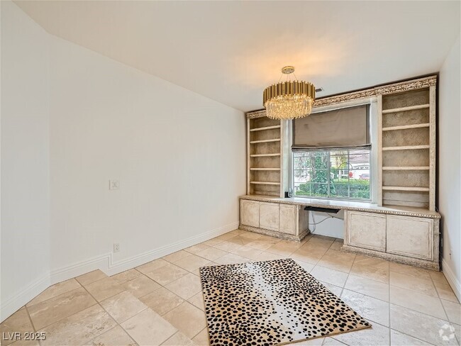 Building Photo - 8829 Rozetta Ct Rental