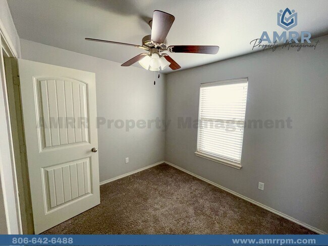Photo - Spacious 4 Bedroom Available Now!