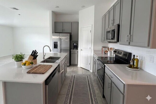 Photo - 1950 Birnham Wood Bnd