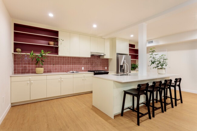 Building Photo - 4541 Melbourne Ave Unit 3 Rental