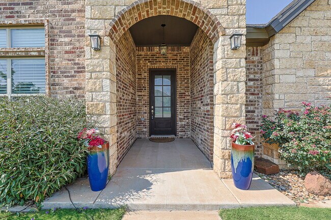 Photo - "Stunning 4-Bedroom with 3 Full Baths in Charming Brooke Heights!"