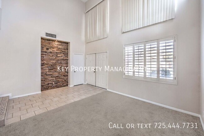 Photo - Beautiful 4 bedroom, 2.5 bathroom two-stor...