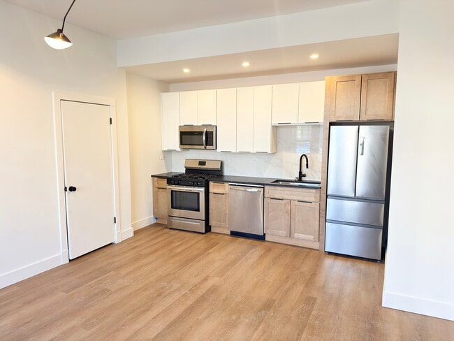 Photo - 1454 N Kedzie Ave Unit Ch1