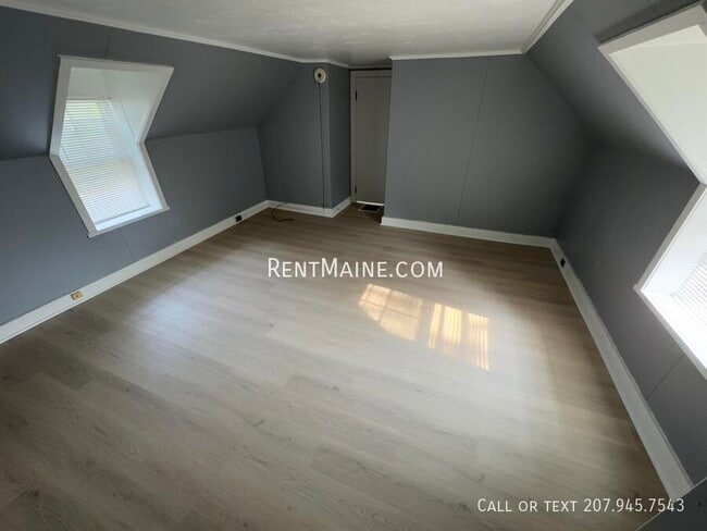 Photo - 225 Center St Unit 3