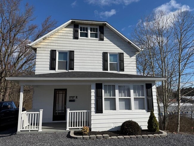 Building Photo - 1727 Scalp Ave