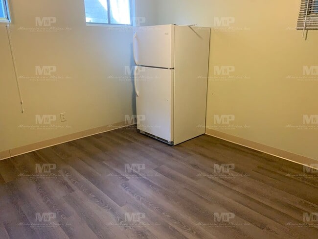 Photo - 638 1/2 S Meldrum St Unidad 638.5 S. Meldrum St.-M638.5