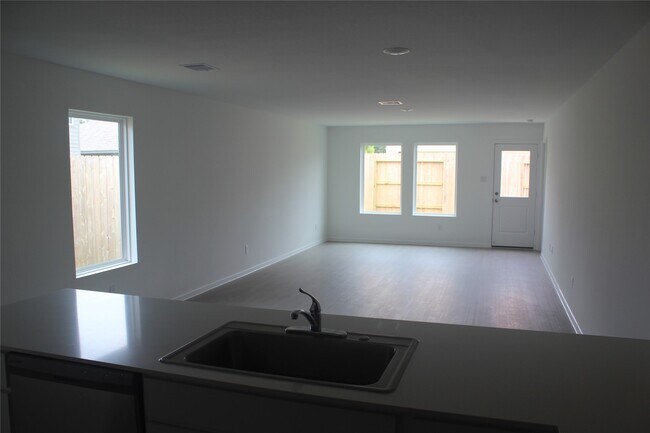 Photo - 3128 Twisted Myrtle Dr