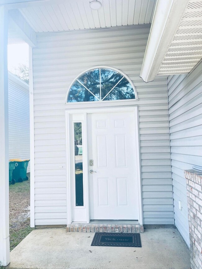 Photo - 214 Tooke St