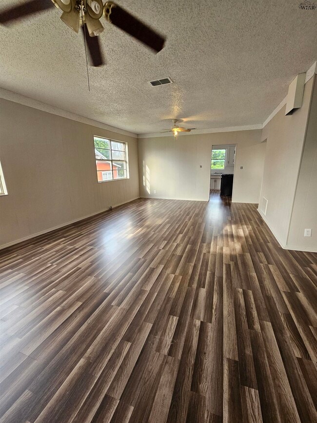 Photo - 1613 Beverly Dr