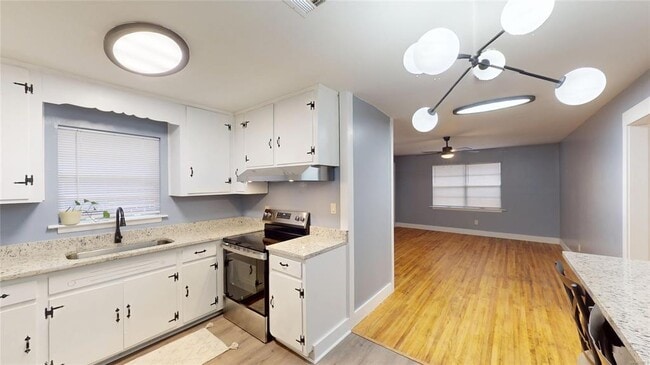 Photo - 302 Moncrief St Unit No 4