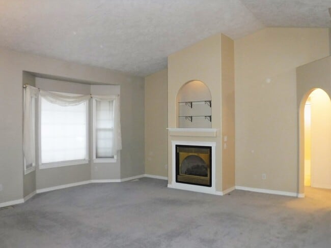 Photo - Beautiful single level home with 4 bed 2 bath, just off Indiana and E Ustick Rd.