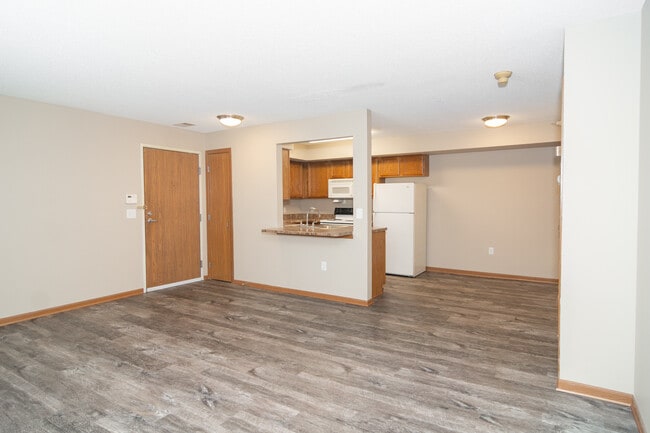 Photo - Orchard Manor Apartments