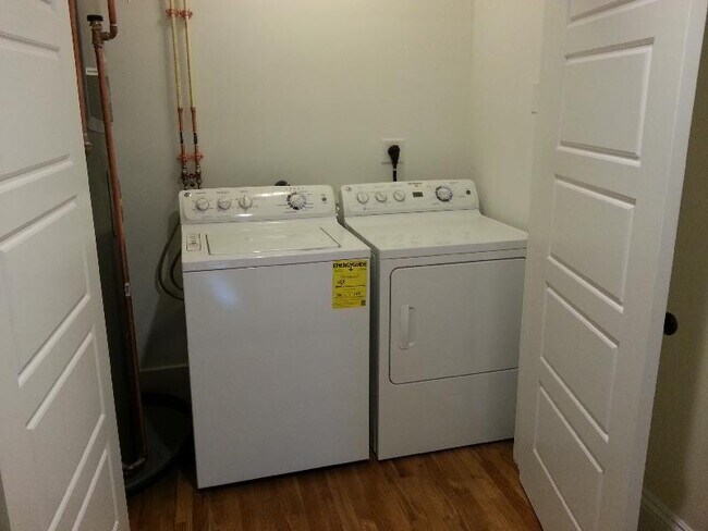 Photo - 84 Linden St Unit 2