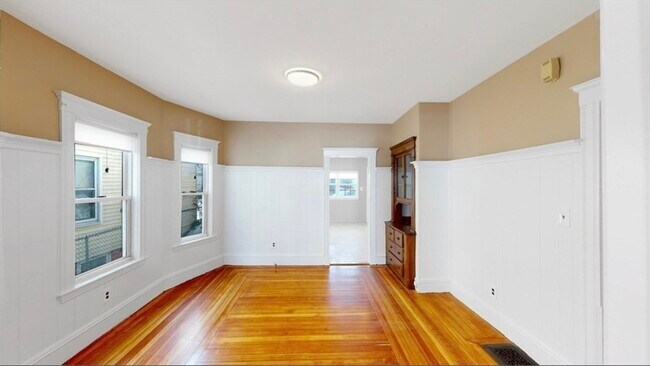 70 Hudson St Unit 1