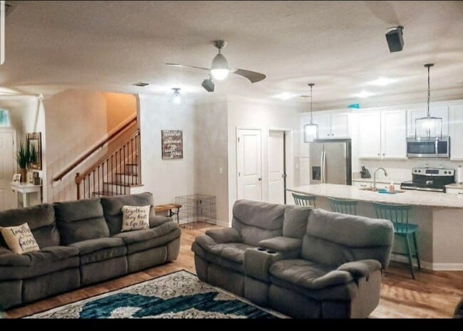 Photo - 83202 Purple Martin Dr