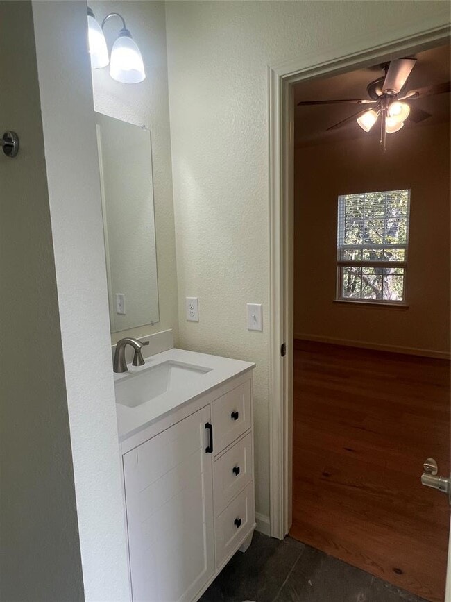 Photo - 5404 Martin Ave