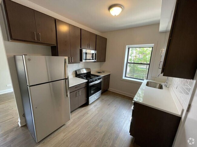 Building Photo - 3400 W Fullerton Ave Unit 3407-2C 2 Bed Rental