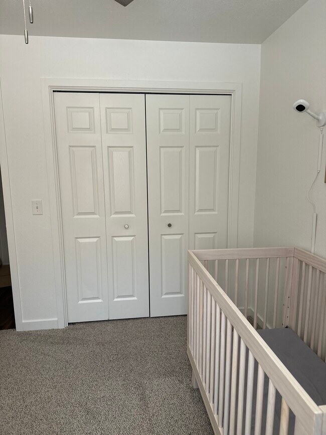 Photo - 357 S 6150 W