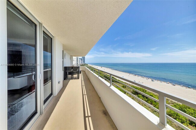 Building Photo - 5555 Collins Ave Unit 11D Rental