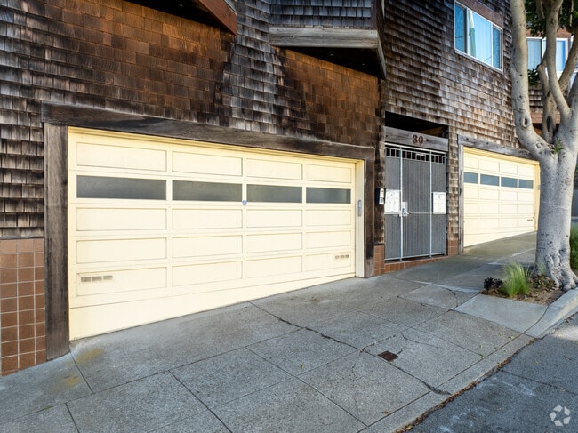 Photo - 30 Rosemont Pl