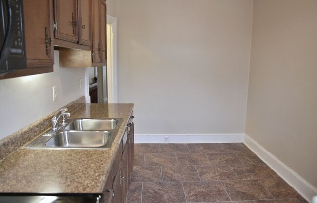 Photo - 418-420 Market Street Unit APT B