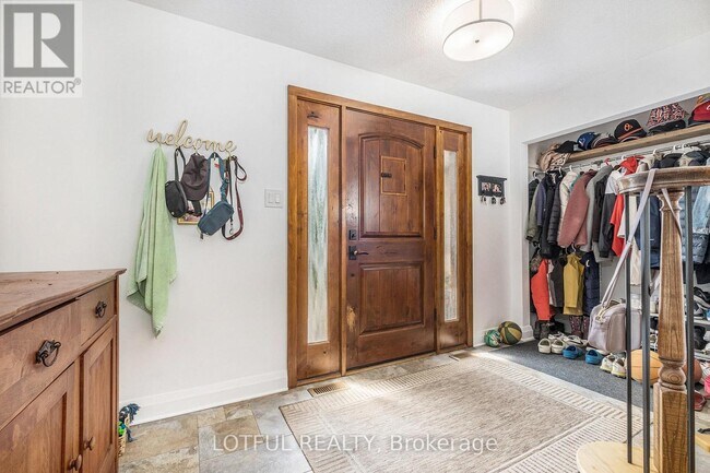 Photo - 6118 Voyageur Dr