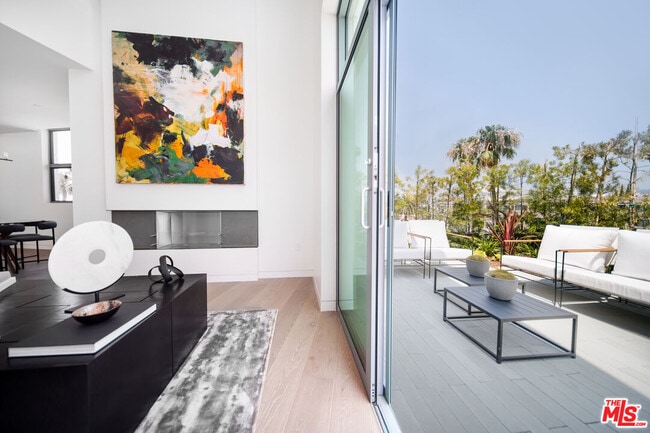 Photo - 8600 Wilshire Blvd Unit PH17