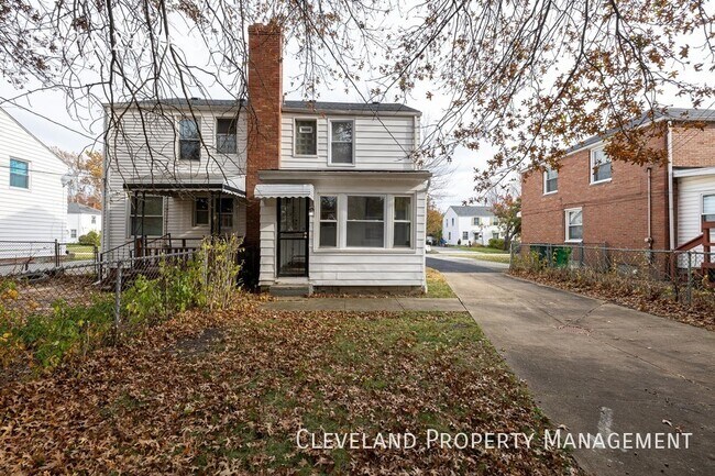 Photo - Comfortable Side by Side Duplex