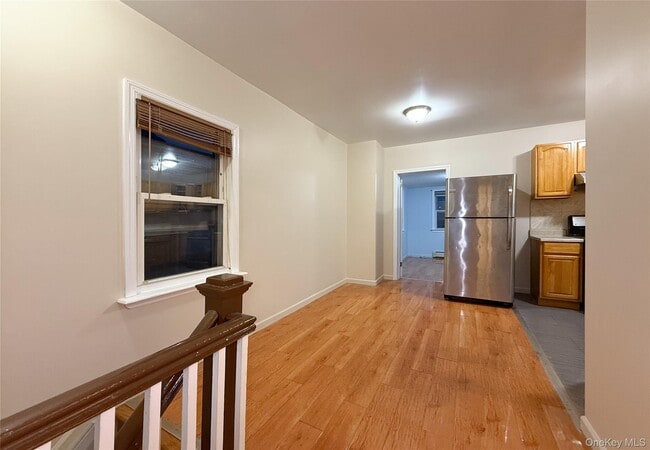 Photo - 80-30 160th St