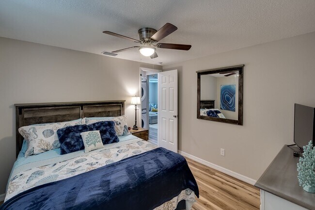 Photo - MAVEs VACA 6434-6436 5th St W. Bradenton 34207 Unit 6434