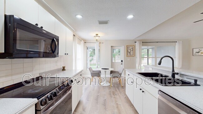 Photo - 4026 Banbury Cir