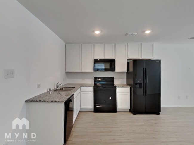 Photo - 155 Jethro Ln