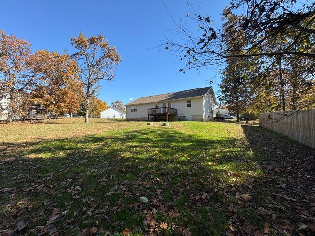 Photo - Freshly Painted Beautiful 3 Bedroom, 2 Bat...