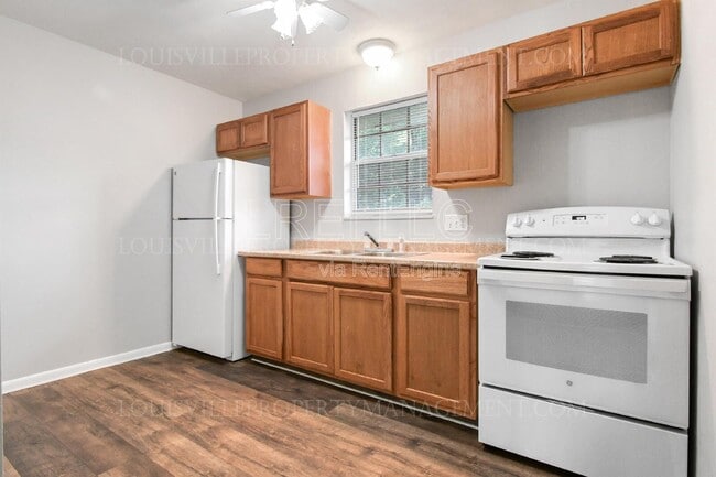 Photo - 1202 E Walford Dr Unit 2