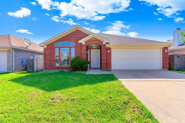Building Photo - Welcome home to this beautifully maintained 4-bedroom, 2-bath, single-story home in the desirable...