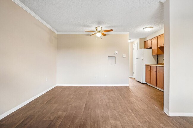 Knollwood and Tanglewood Apartments