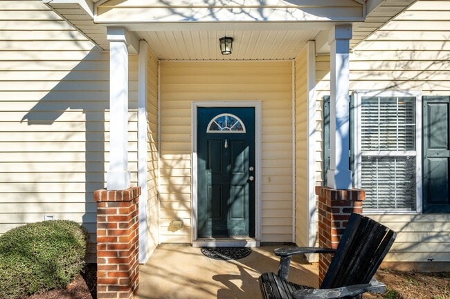 Photo - 201 Cline Falls Dr