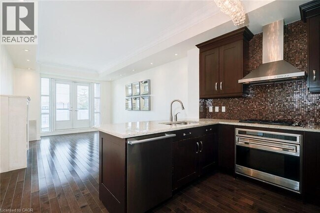 Photo - 1717 Avenue Rd Unit 307