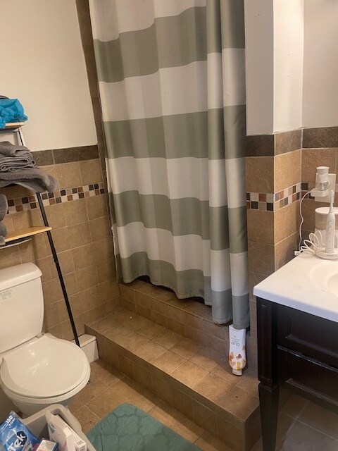 Ensuite bathroom - 111 Mulberry St Unit 2O