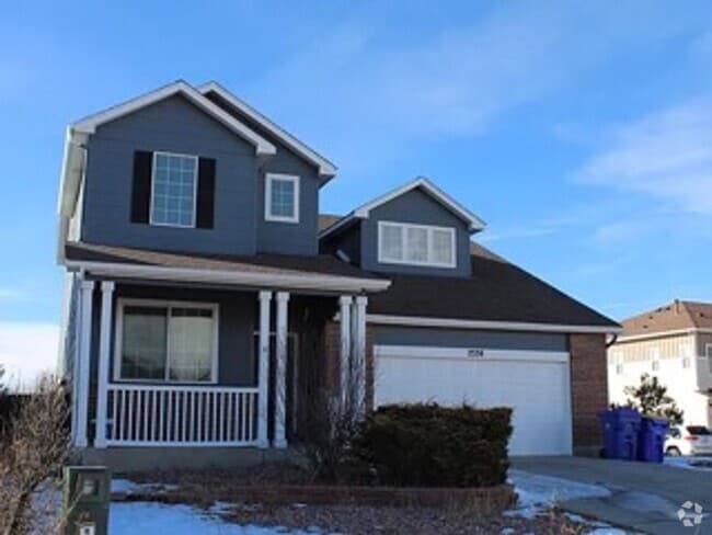 Building Photo - Multi Level Home with Fabulous Mountain Vi...