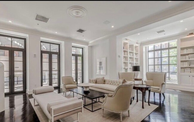 Photo - 1011 M St NW Unit 407