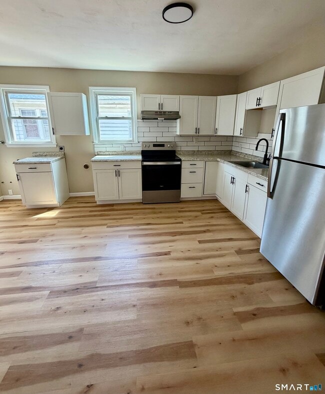 Photo - 85 Maplewood Ave Unit 2nd Floor