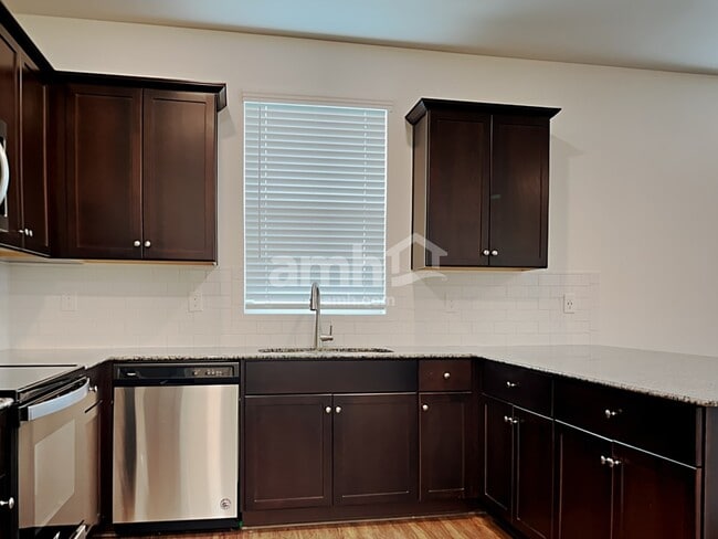 Photo - 658 W Bosal Dr